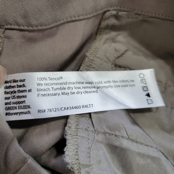 NWT Eileen Fisher Tencel Pleated Slouchy Ankle Pants in Stone size PM - Picture 11 of 11